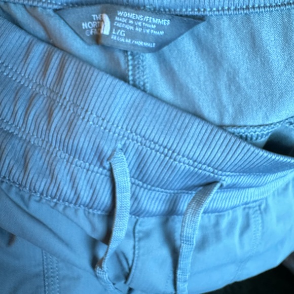 The North Face bundle of Capris size 14 - Picture 3 of 16